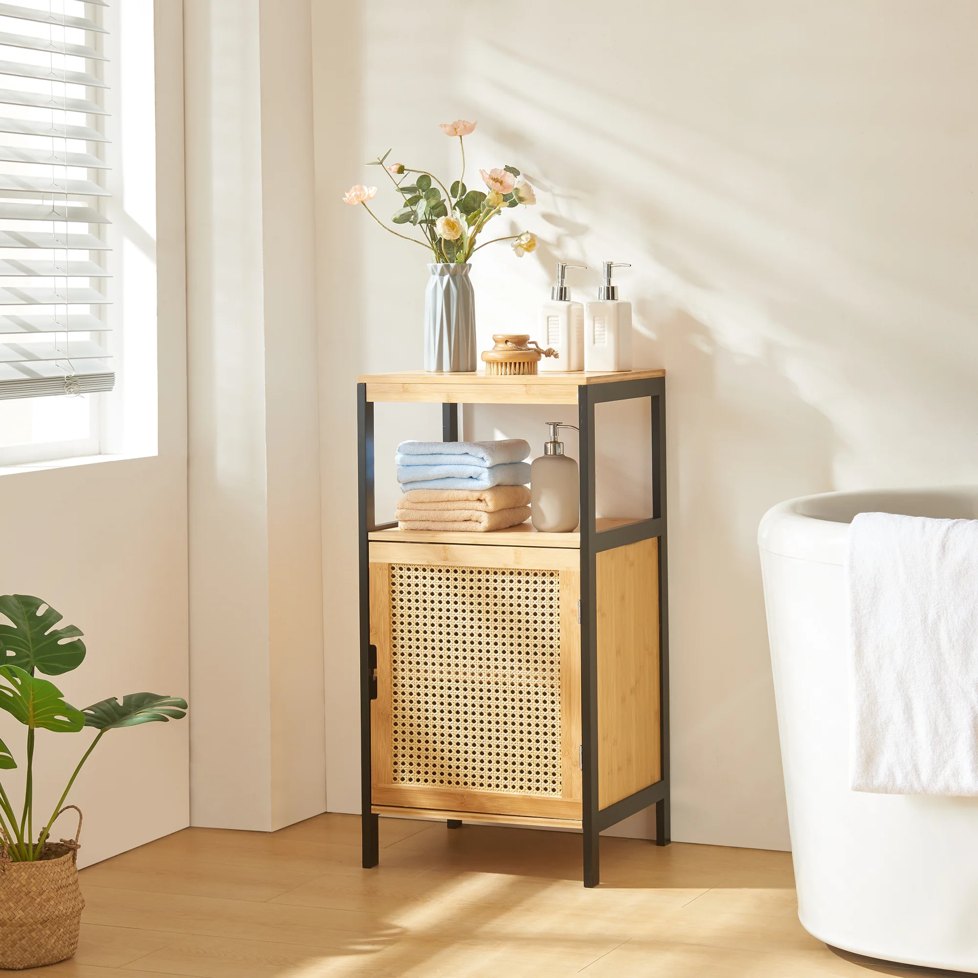 Badkamerkast Tervola 80x40x35 cm zwart naturel rotan look [en.casa]